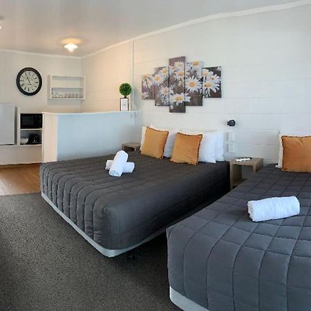 Racecourse Motel Paeroa Εξωτερικό φωτογραφία
