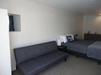 Racecourse Motel Paeroa Εξωτερικό φωτογραφία