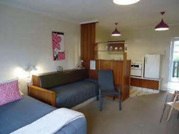 Racecourse Motel Paeroa Εξωτερικό φωτογραφία